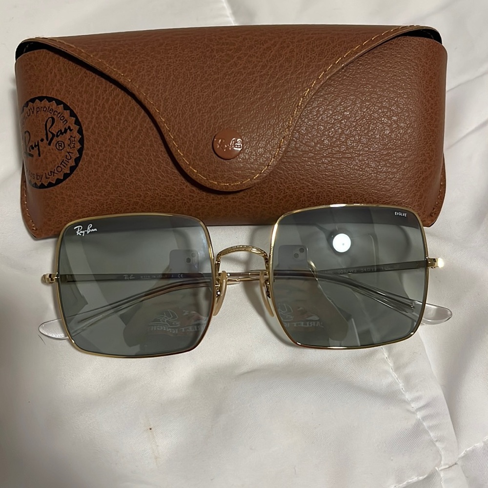 Gold blue Ray-Ban sunglasses, large